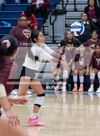 Thumbnail 1 in Santa Fe Indian @ St. Michael's photogallery.