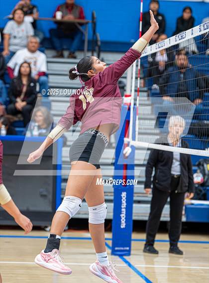 Thumbnail 2 in Santa Fe Indian @ St. Michael's photogallery.