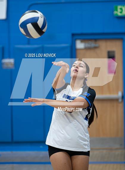 Thumbnail 3 in Santa Fe Indian @ St. Michael's photogallery.