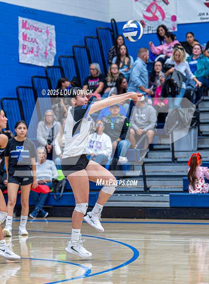 Thumbnail 2 in Santa Fe Indian @ St. Michael's photogallery.