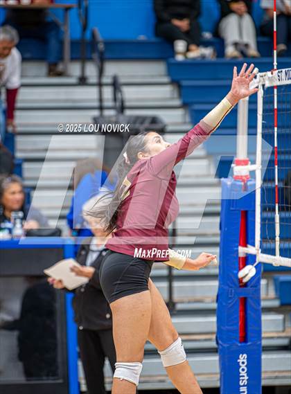 Thumbnail 3 in Santa Fe Indian @ St. Michael's photogallery.