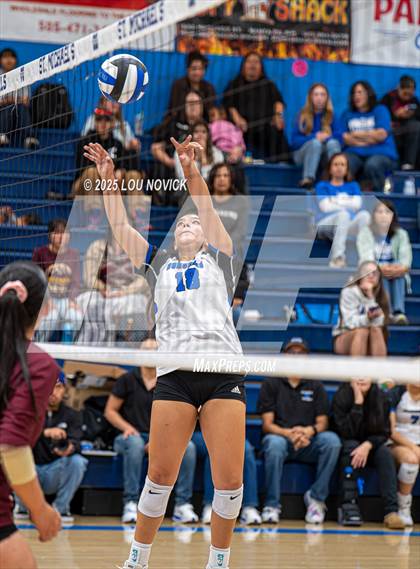 Thumbnail 1 in Santa Fe Indian @ St. Michael's photogallery.