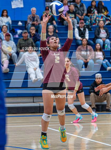 Thumbnail 2 in Santa Fe Indian @ St. Michael's photogallery.