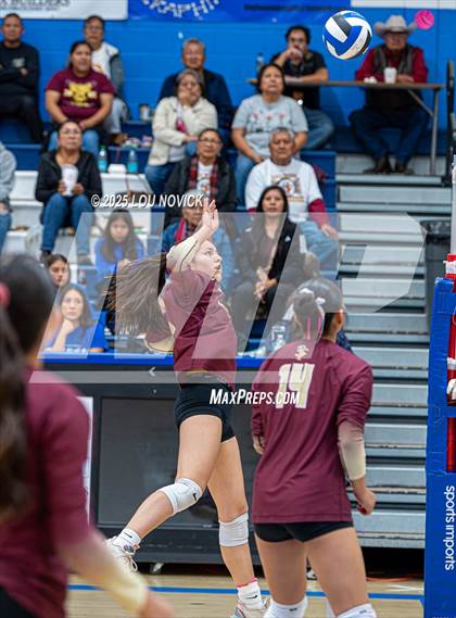 Thumbnail 1 in Santa Fe Indian @ St. Michael's photogallery.