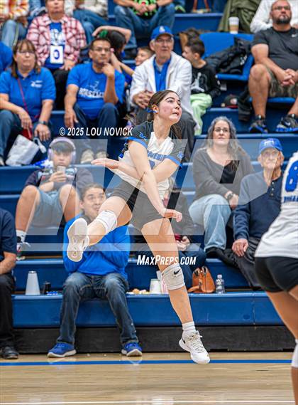 Thumbnail 2 in Santa Fe Indian @ St. Michael's photogallery.