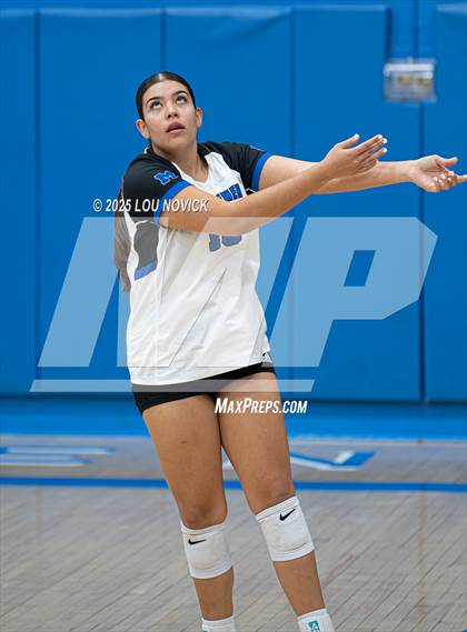 Thumbnail 3 in Santa Fe Indian @ St. Michael's photogallery.