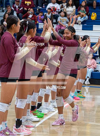 Thumbnail 2 in Santa Fe Indian @ St. Michael's photogallery.