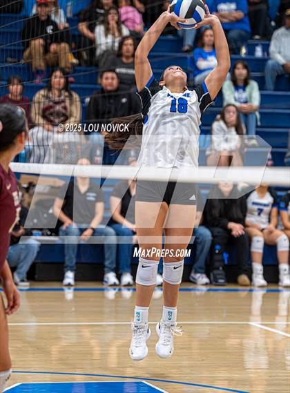 Thumbnail 3 in Santa Fe Indian @ St. Michael's photogallery.