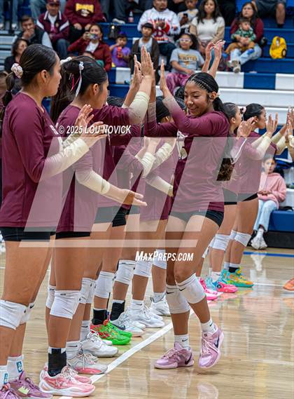 Thumbnail 3 in Santa Fe Indian @ St. Michael's photogallery.