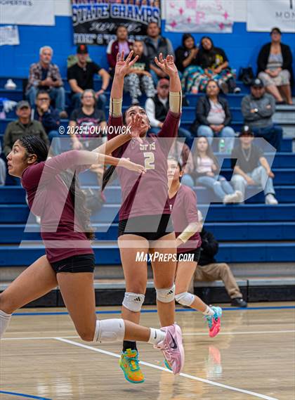 Thumbnail 1 in Santa Fe Indian @ St. Michael's photogallery.