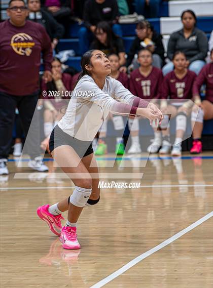 Thumbnail 2 in Santa Fe Indian @ St. Michael's photogallery.