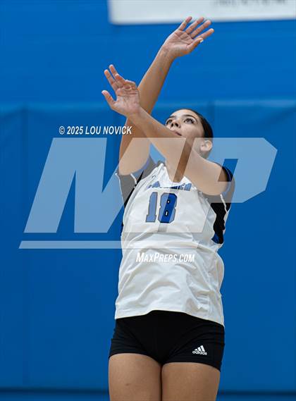 Thumbnail 2 in Santa Fe Indian @ St. Michael's photogallery.