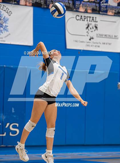 Thumbnail 3 in Santa Fe Indian @ St. Michael's photogallery.