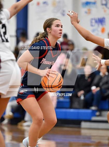 Thumbnail 3 in Pleasant Grove vs. Woodcreek (Dorothy Speck Memorial) photogallery.