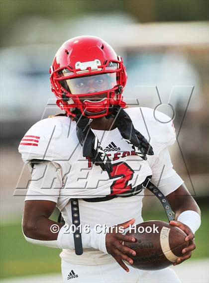 Thumbnail 2 in Tucson High Magnet School @ Salpointe Catholic photogallery.