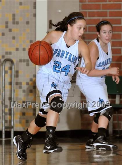Thumbnail 2 in Aliso Niguel vs. Villa Park (Larry Doyle OC Championships) photogallery.