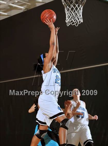 Thumbnail 2 in Aliso Niguel vs. Villa Park (Larry Doyle OC Championships) photogallery.