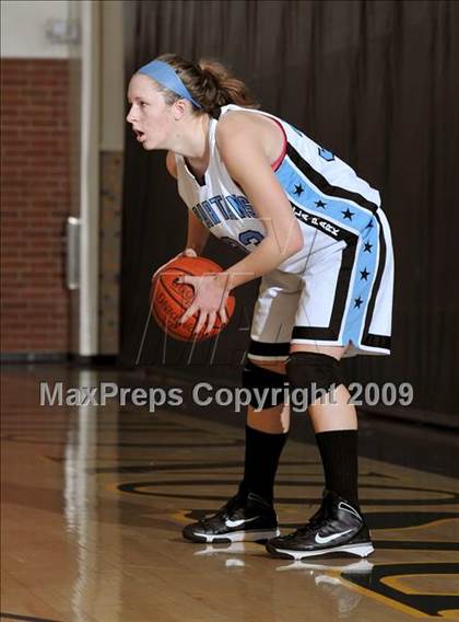 Thumbnail 3 in Aliso Niguel vs. Villa Park (Larry Doyle OC Championships) photogallery.
