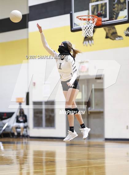 Thumbnail 1 in Westover vs Gray's Creek (Patriot Athletic Conference Tournament) photogallery.