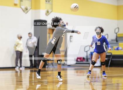 Thumbnail 3 in Westover vs Gray's Creek (Patriot Athletic Conference Tournament) photogallery.