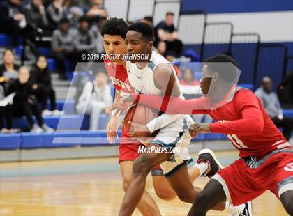 Thumbnail 2 in Crosby vs. Pasadena Memorial (McDonald's Texas Invitational) photogallery.