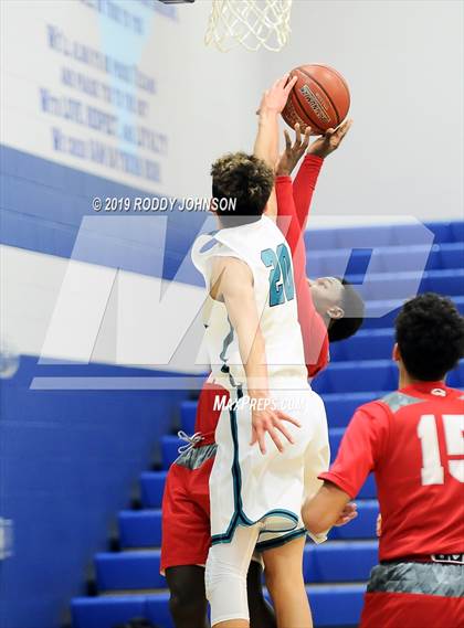 Thumbnail 2 in Crosby vs. Pasadena Memorial (McDonald's Texas Invitational) photogallery.