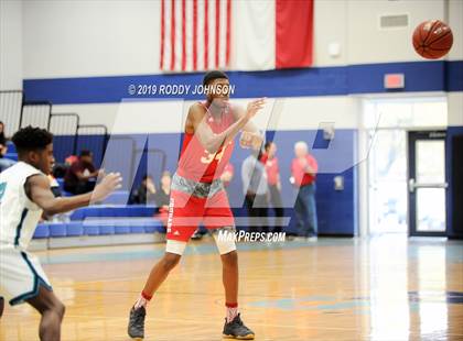 Thumbnail 3 in Crosby vs. Pasadena Memorial (McDonald's Texas Invitational) photogallery.