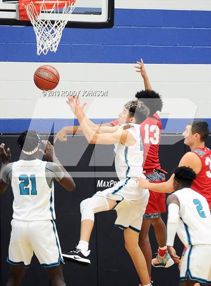 Thumbnail 2 in Crosby vs. Pasadena Memorial (McDonald's Texas Invitational) photogallery.