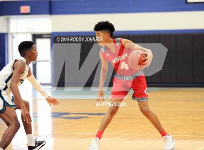 Thumbnail 1 in Crosby vs. Pasadena Memorial (McDonald's Texas Invitational) photogallery.