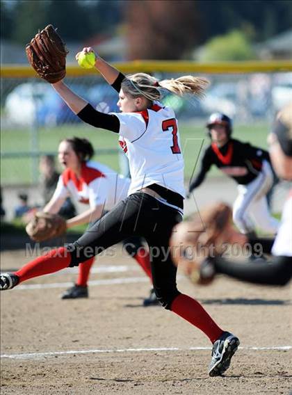 Thumbnail 3 in Snohomish @ Marysville-Pilchuck photogallery.