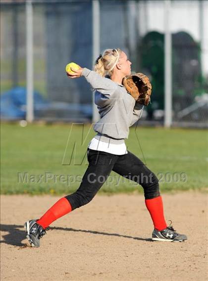 Thumbnail 2 in Snohomish @ Marysville-Pilchuck photogallery.