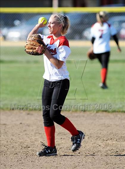 Thumbnail 3 in Snohomish @ Marysville-Pilchuck photogallery.