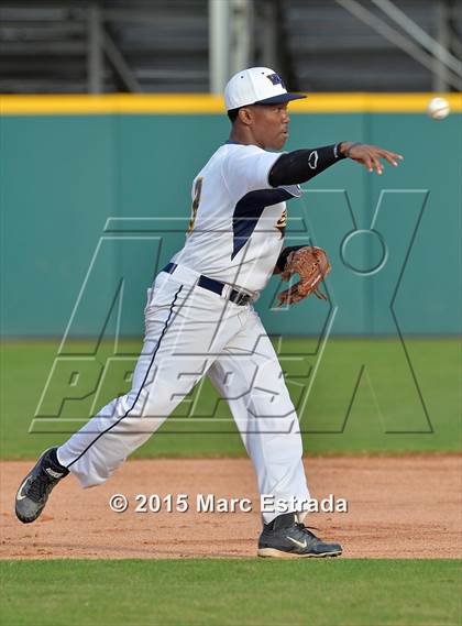 Thumbnail 2 in Winter Haven vs. Carrollwood Day  photogallery.