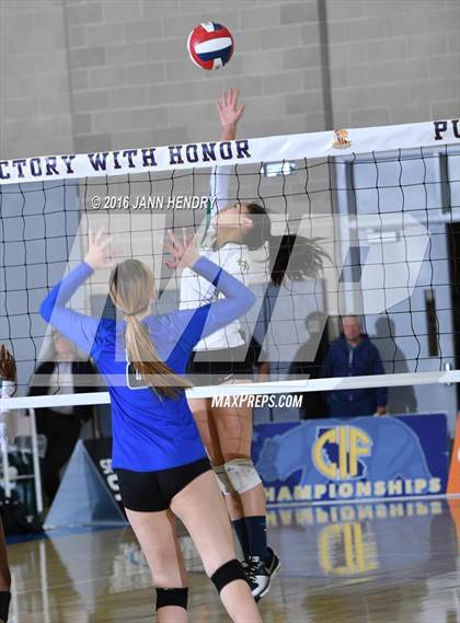 Thumbnail 3 in Head-Royce vs. Immanuel (CIF State D5 Final) photogallery.