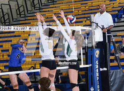 Thumbnail 3 in Head-Royce vs. Immanuel (CIF State D5 Final) photogallery.