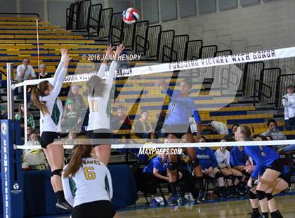 Thumbnail 2 in Head-Royce vs. Immanuel (CIF State D5 Final) photogallery.