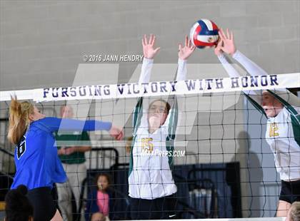 Thumbnail 3 in Head-Royce vs. Immanuel (CIF State D5 Final) photogallery.