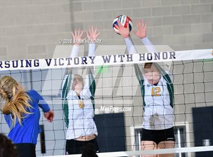 Thumbnail 2 in Head-Royce vs. Immanuel (CIF State D5 Final) photogallery.