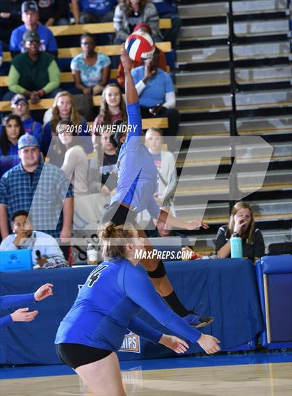 Thumbnail 1 in Head-Royce vs. Immanuel (CIF State D5 Final) photogallery.