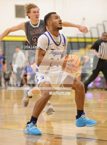 Thumbnail 1 in Golden vs. Longmont photogallery.