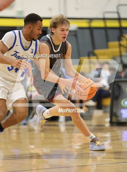 Thumbnail 2 in Golden vs. Longmont photogallery.