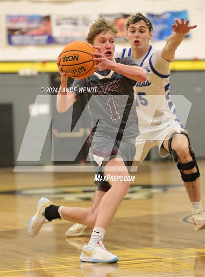 Thumbnail 2 in Golden vs. Longmont photogallery.