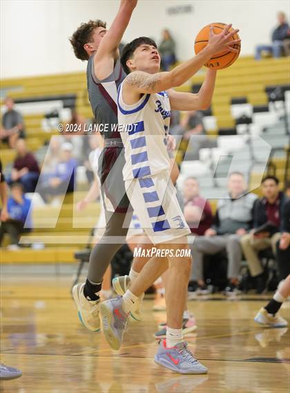 Thumbnail 2 in Golden vs. Longmont photogallery.