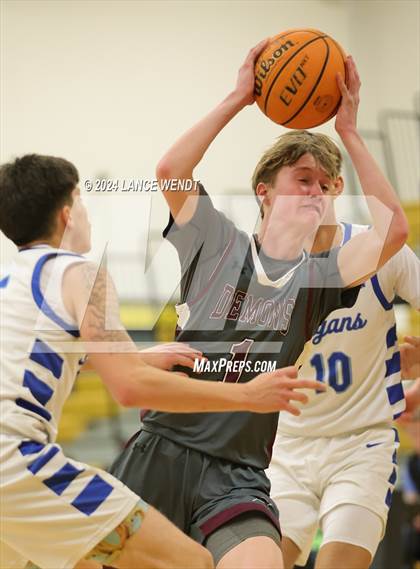 Thumbnail 2 in Golden vs. Longmont photogallery.