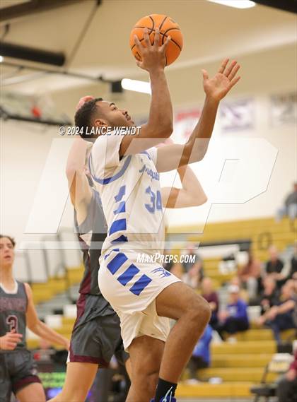 Thumbnail 3 in Golden vs. Longmont photogallery.
