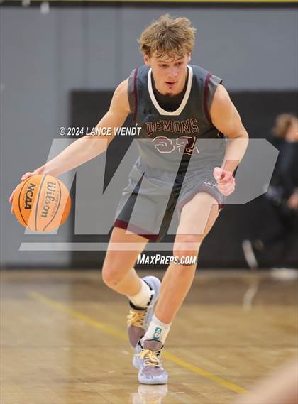 Thumbnail 1 in Golden vs. Longmont photogallery.