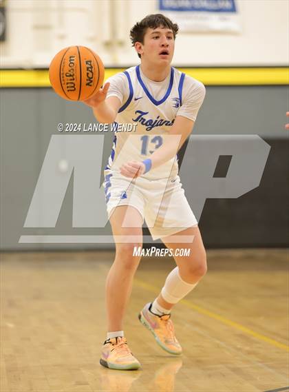Thumbnail 2 in Golden vs. Longmont photogallery.