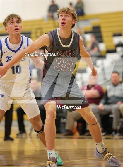 Thumbnail 2 in Golden vs. Longmont photogallery.