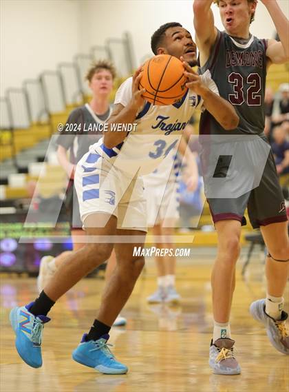 Thumbnail 1 in Golden vs. Longmont photogallery.