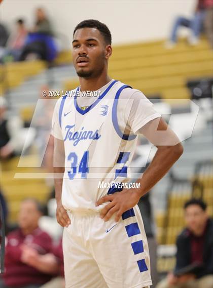 Thumbnail 3 in Golden vs. Longmont photogallery.